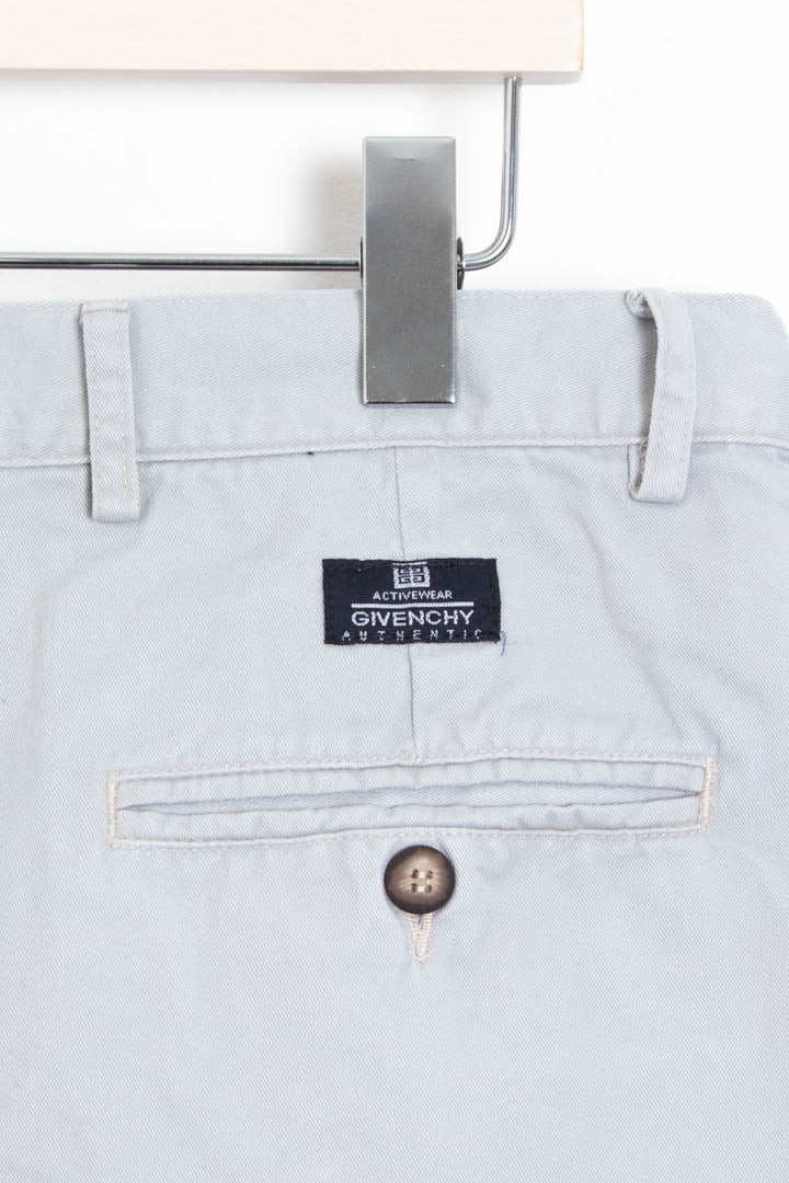 Givenchy Baggy Chino Shorts (W36) - Image 3